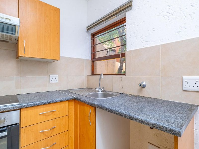 1 Bed Pet Friendly Garden Unit in Inyati Sands - Photo 9