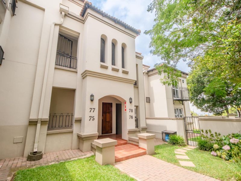 Private Corner Loft Apartment with Koppie Views | 110sqm | Quarrywood Estate - Photo 3