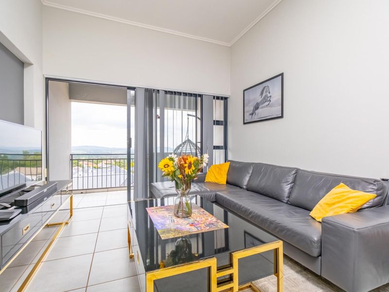 Luxury Urban Living - Photo 7