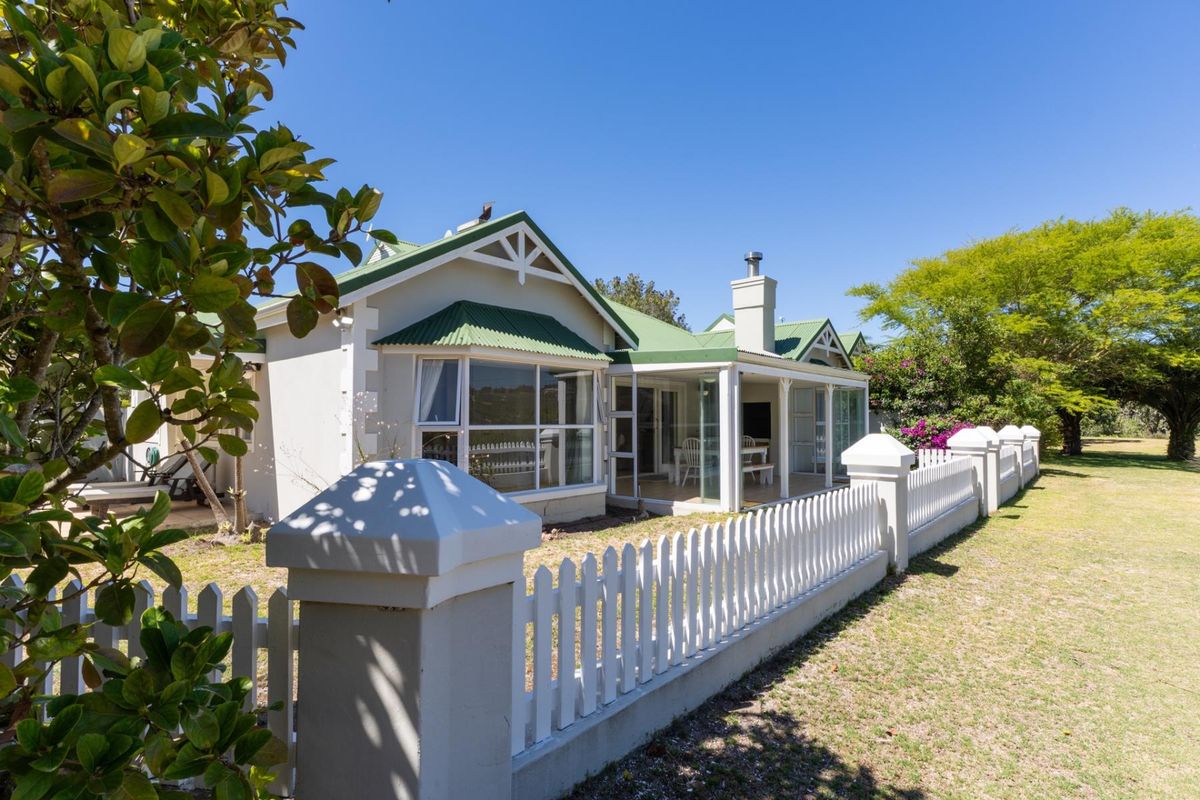 House Under Offer in River Club Plettenberg Bay - Photo 4