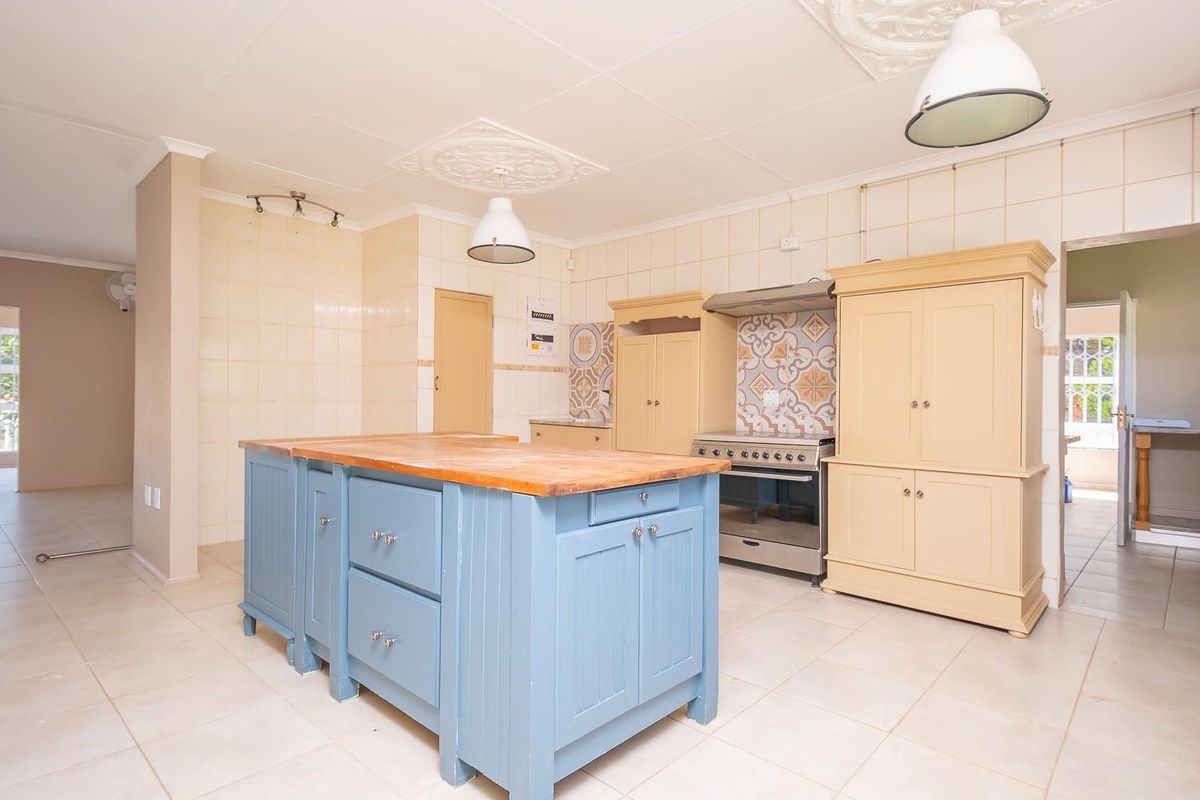 Looking for the perfect family home? Look no further....... - Photo 2