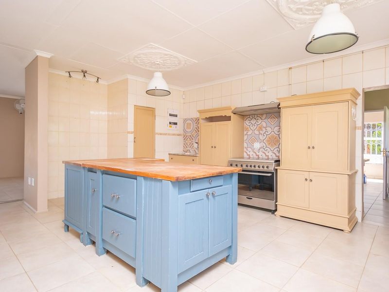 Looking for the perfect family home? Look no further....... - Photo 2