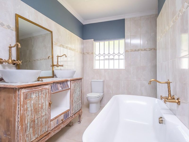 Looking for the perfect family home? Look no further....... - Photo 2