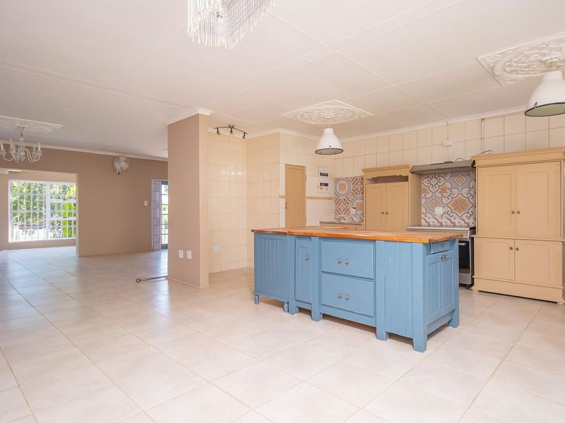 Looking for the perfect family home? Look no further....... - Photo 9