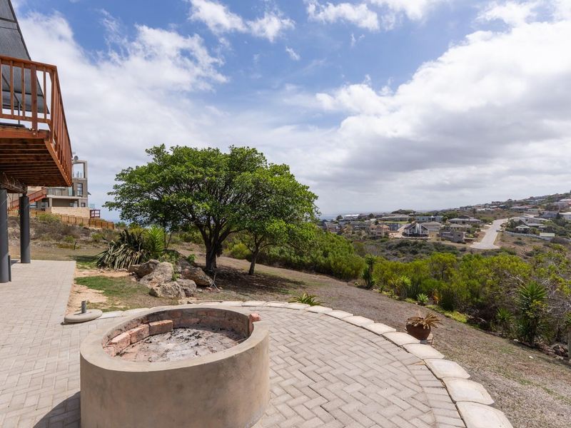 Multi-Level Coastal Home of Space, Style and Serenity - Photo 4