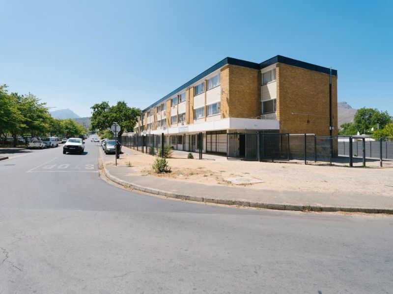 Seven Apartments in an Apartment Block - Photo 8