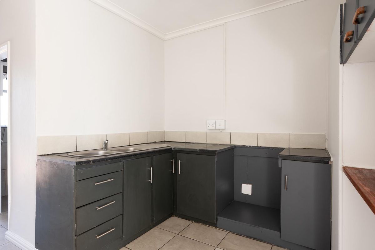 Seven Apartments in an Apartment Block - Photo 3