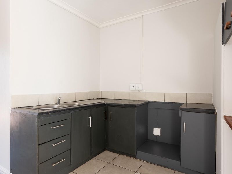 Seven Apartments in an Apartment Block - Photo 3
