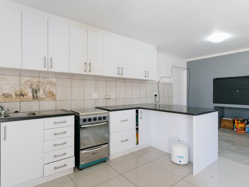 Cozy 3-Bedroom Home | Walk to Laguna Mall and Mykonos - Photo 10