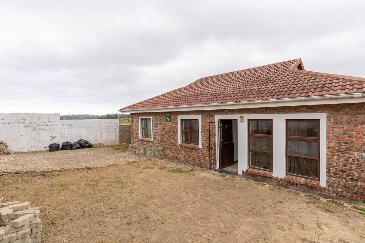 Spacious family home - Photo 2