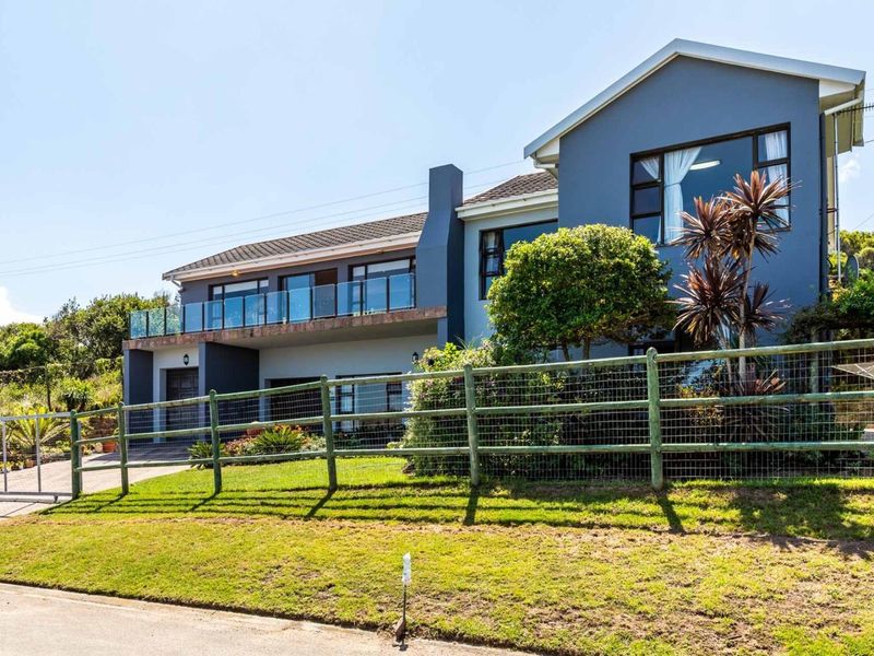 Spacious sea view home witch income generating opportunity - Photo 3