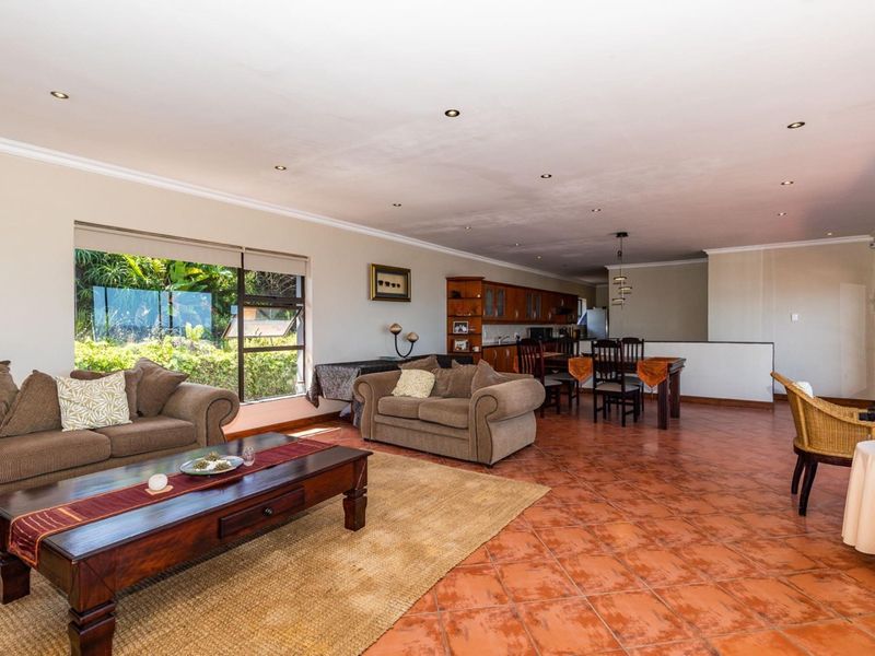 Spacious sea view home witch income generating opportunity - Photo 7