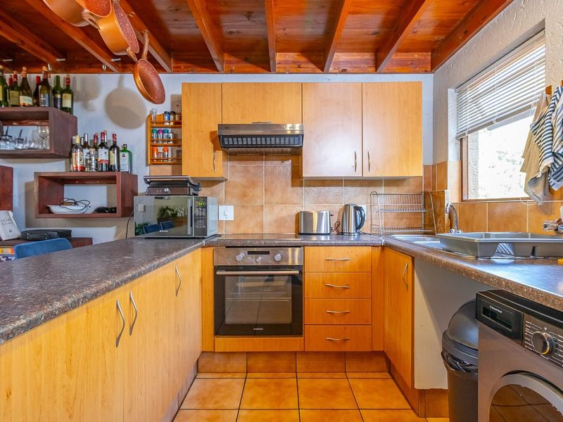 2 Bed Loft Unit with Perfect Sunset Views - Photo 10