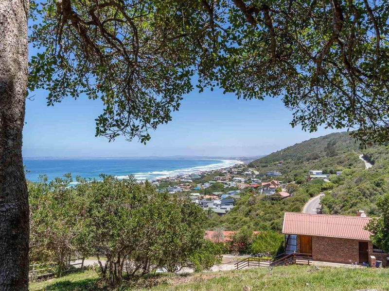 Large stand with breathtaking sea views - Photo 3