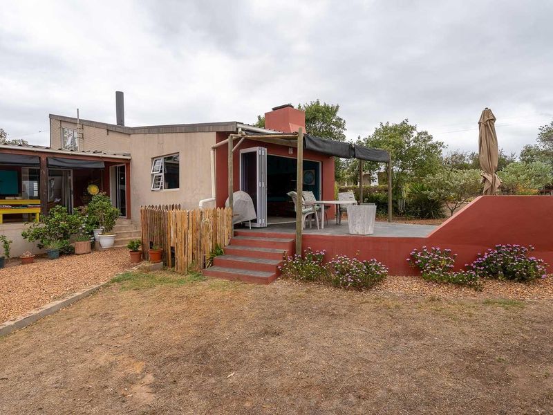 Charming Country Home with separate flat  | Central Napier, Overberg - Photo 2