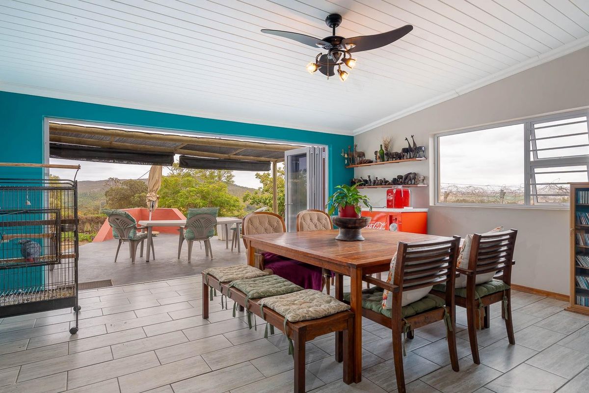Charming Country Home with separate flat  | Central Napier, Overberg - Photo 5