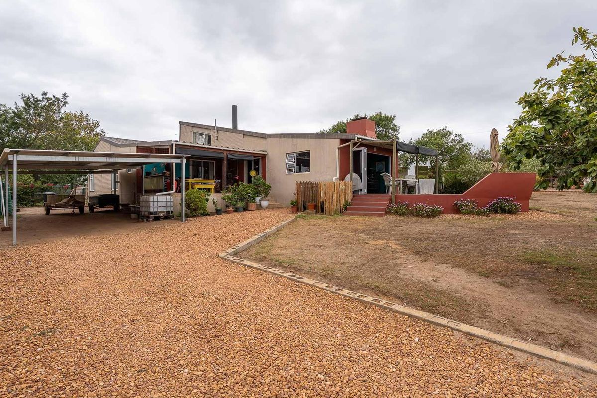 Charming Country Home with separate flat  | Central Napier, Overberg - Photo 4