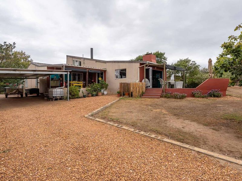 Charming Country Home with separate flat  | Central Napier, Overberg - Photo 4