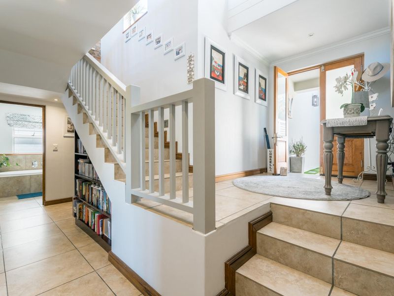 Luxury Living with Breathtaking Mountain and Ocean Views in Berghof Estate - Photo 5