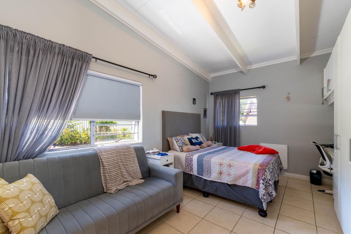 Elevated Living with Mountain Views in Peaceful Fraaiuitsig - Photo 4