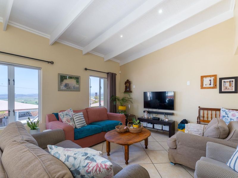 Elevated Living with Mountain Views in Peaceful Fraaiuitsig - Photo 5