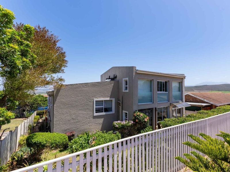 Elevated Living with Mountain Views in Peaceful Fraaiuitsig - Photo 9