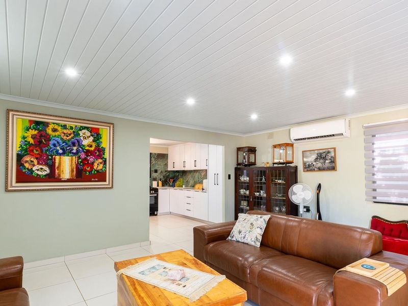 Family Home in Sought After Suburb - Photo 5