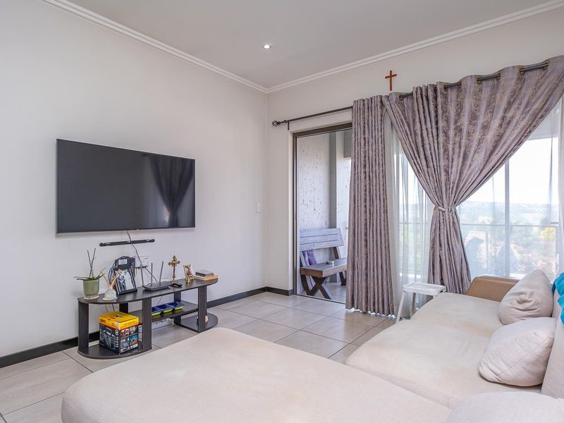 Immediate Returns - Tenanted 1-Bed in Barbeque Downs - Photo 6