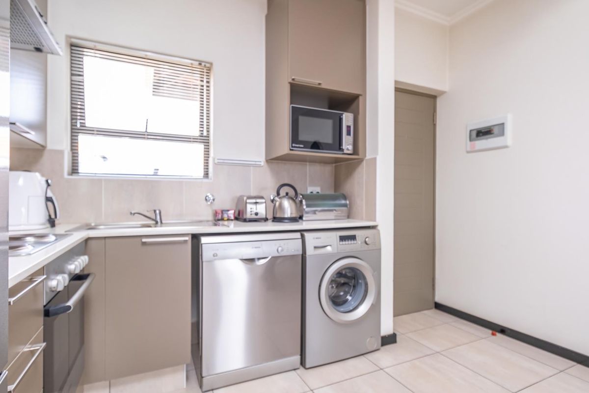 Immediate Returns - Tenanted 1-Bed in Barbeque Downs - Photo 4