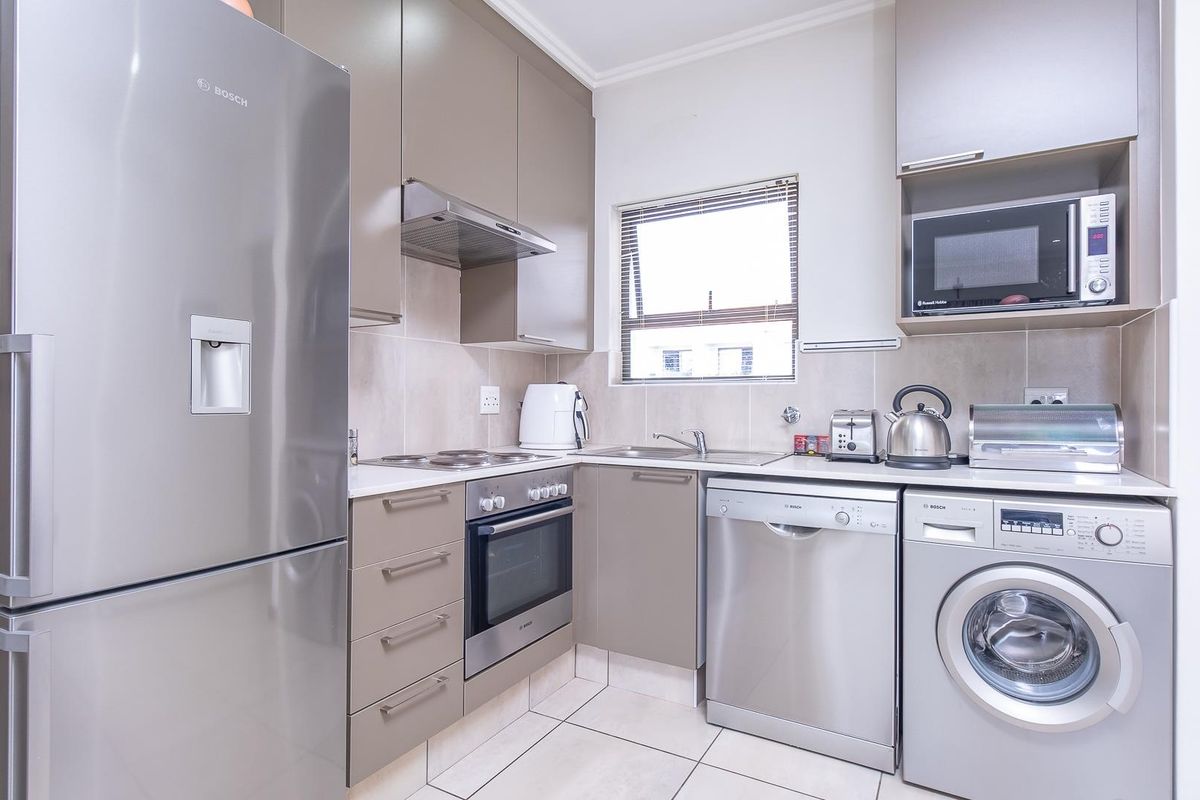 Immediate Returns - Tenanted 1-Bed in Barbeque Downs - Photo 3