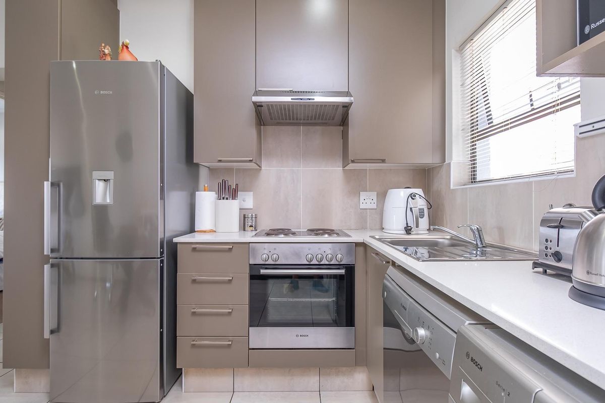 Immediate Returns - Tenanted 1-Bed in Barbeque Downs - Photo 5