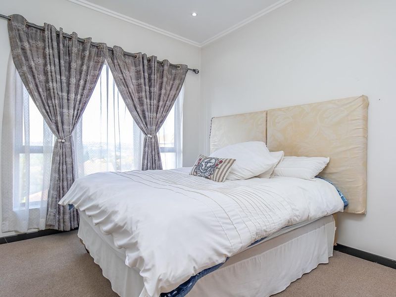 Immediate Returns - Tenanted 1-Bed in Barbeque Downs - Photo 9