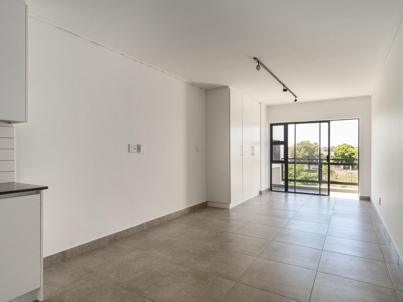 Safe and Secure Studio Apartment Available - Photo 6