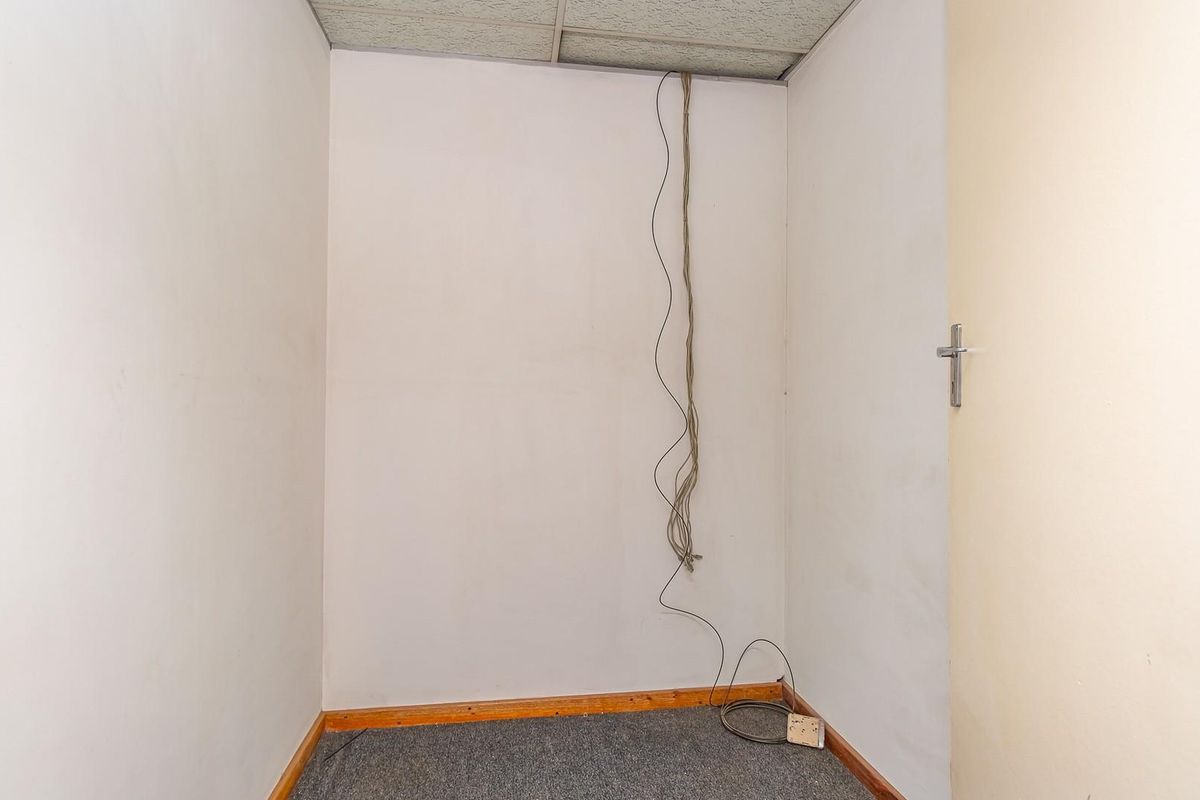 Expansive First-Floor Commercial Opportunity - Dual-Wing Layout - Photo 3