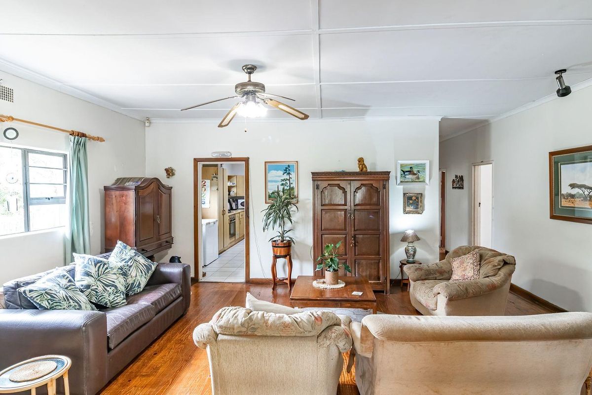 A Perfect Blend of Space and Peace - Photo 5