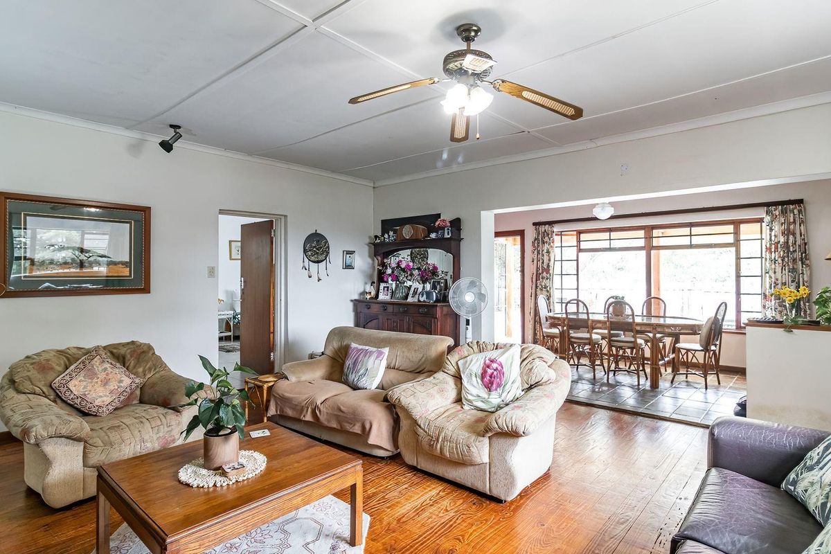 A Perfect Blend of Space and Peace - Photo 2