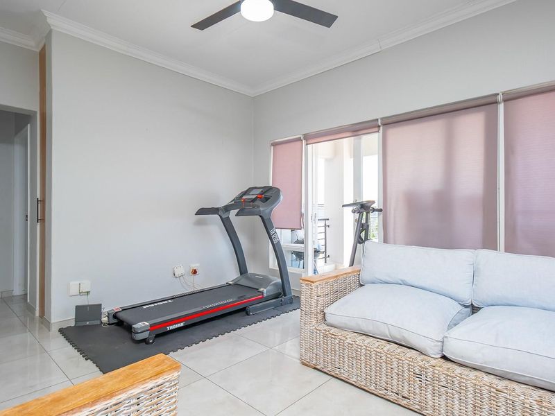 Gorgeous 2 Bedroom Apartment with Chic Finishes - Photo 5