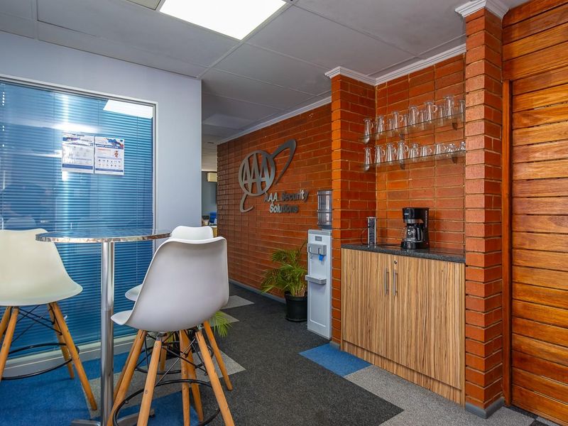 Prime Ground Floor Office Suite | Fully Tenanted Investment - Photo 7