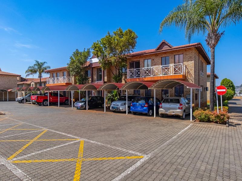 Prime Ground Floor Office Suite | Fully Tenanted Investment - Photo 4