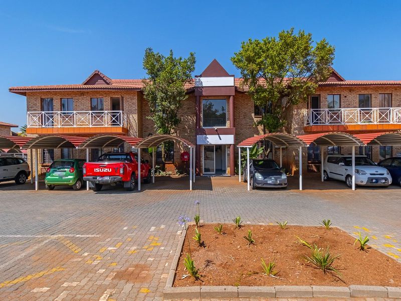 Prime Ground Floor Office Suite | Fully Tenanted Investment - Photo 1