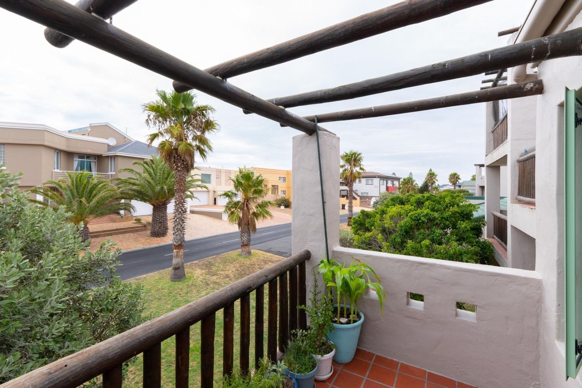 Apartment Under Offer in Greenways Golf Estate Strand - Photo 5