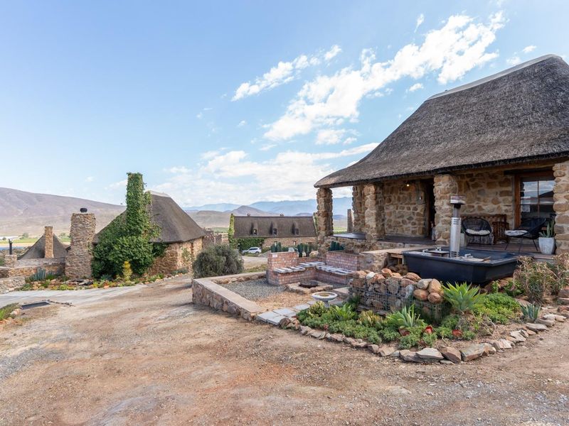 A stunning cottage with incredible views - Photo 1