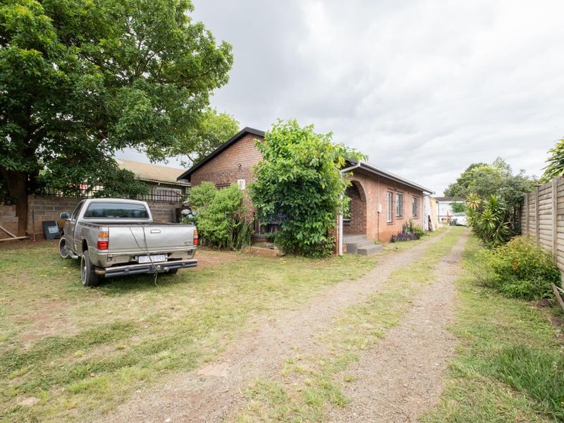 Recently Renovated 3-Bedroom Home in Howick West - Photo 1