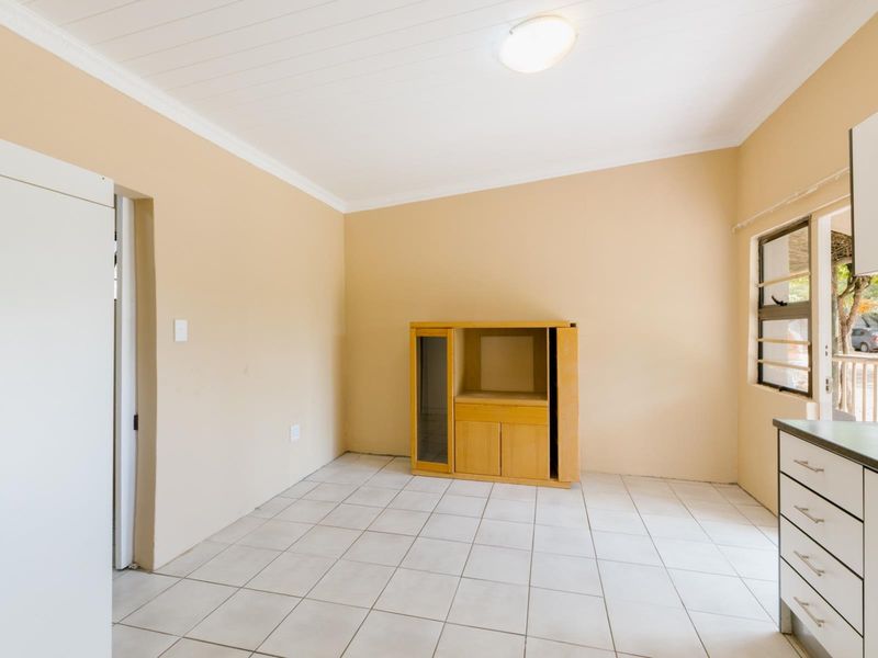 Amazing 2-bedroom granny flat in a tranquil surrounding TO LET at R10,500/month in Joostenberg - Photo 10