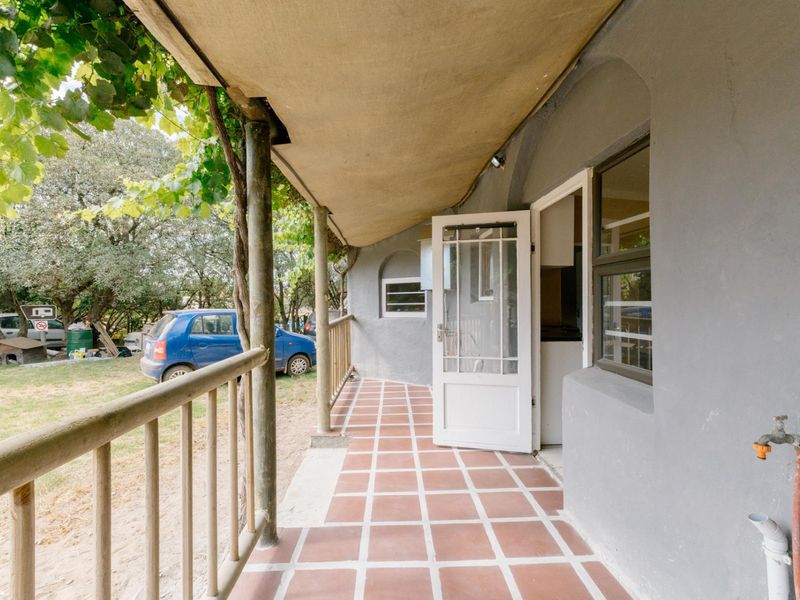 Amazing 2-bedroom granny flat in a tranquil surrounding TO LET at R10,500/month in Joostenberg - Photo 4