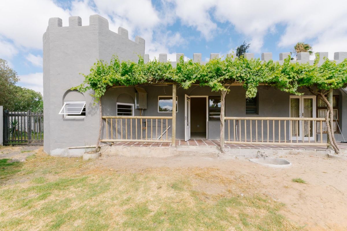Amazing 2-bedroom granny flat in a tranquil surrounding TO LET at R10,500/month in Joostenberg - Photo 2