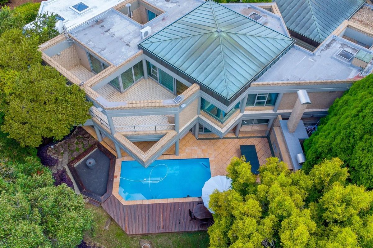 A Rare Architectural Icon | Dainfern Golf Estate - Photo 3