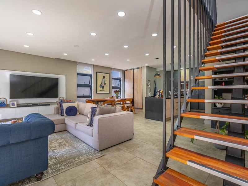 3 Bedrooms, 3.5 Bathrooms, 2 Garages, the Perfect cluster home. - Photo 8