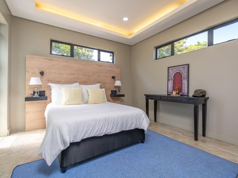 3 Bedrooms, 3.5 Bathrooms, 2 Garages, the Perfect cluster home. - Photo 5