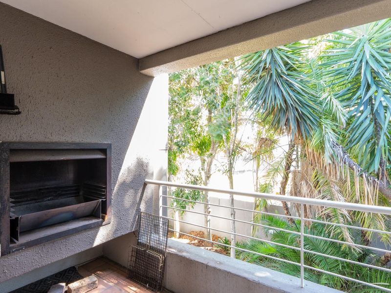 2 BEDROOM APARTMENT - POPULAR KENRIDGE - Photo 9